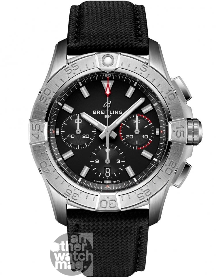 BREITLING AVENGER B01 CHRONOGRAPH 42