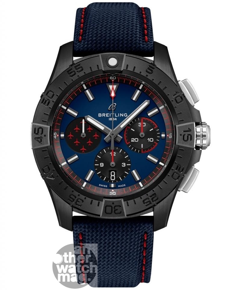 BREITLING Breitling AVENGER SB01475A1C1X1