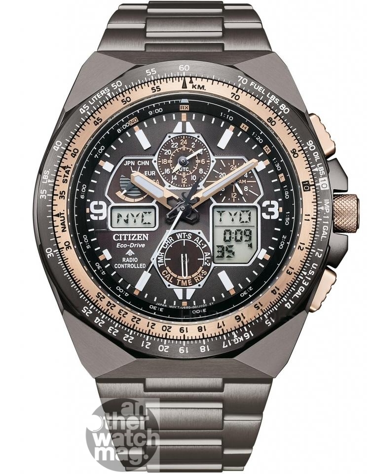 CITIZEN 光動能電波時計 PROMASTER 35週年「空」限量款