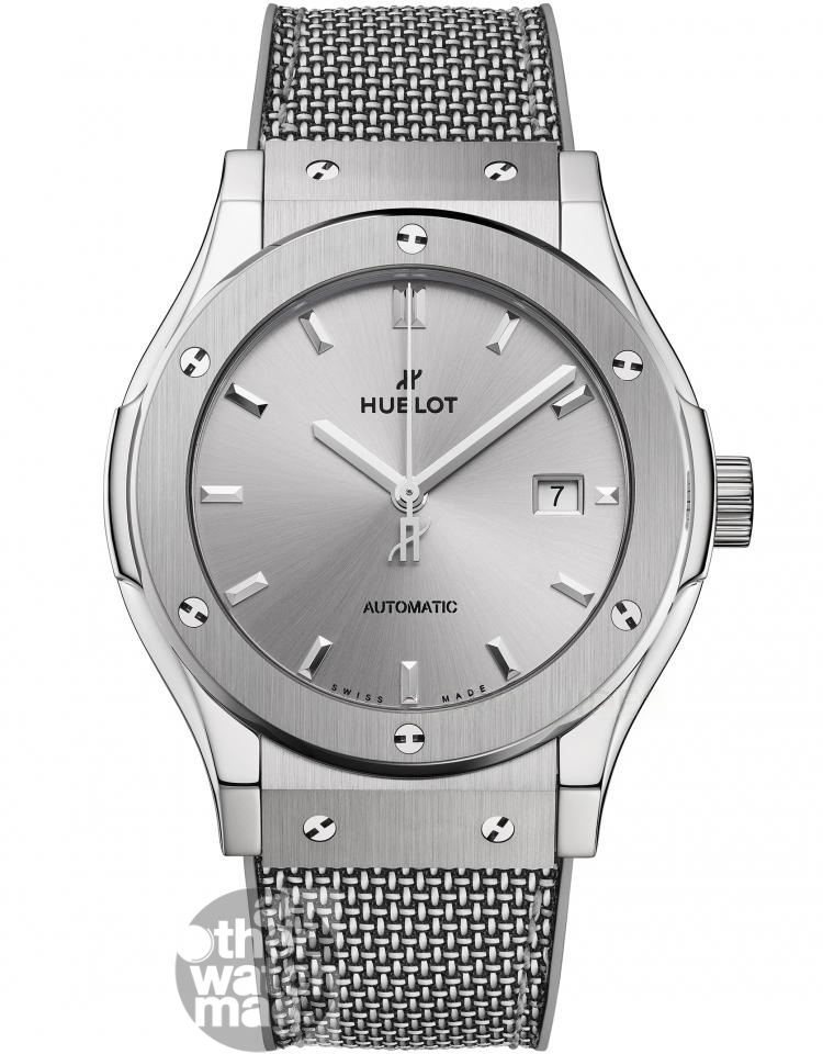 HUBLOT 鈦灰腕表