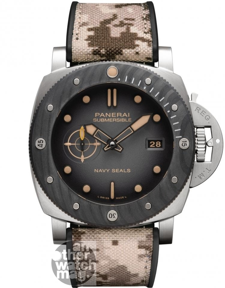 PANERAI Submersible Navy SEALs Titanio