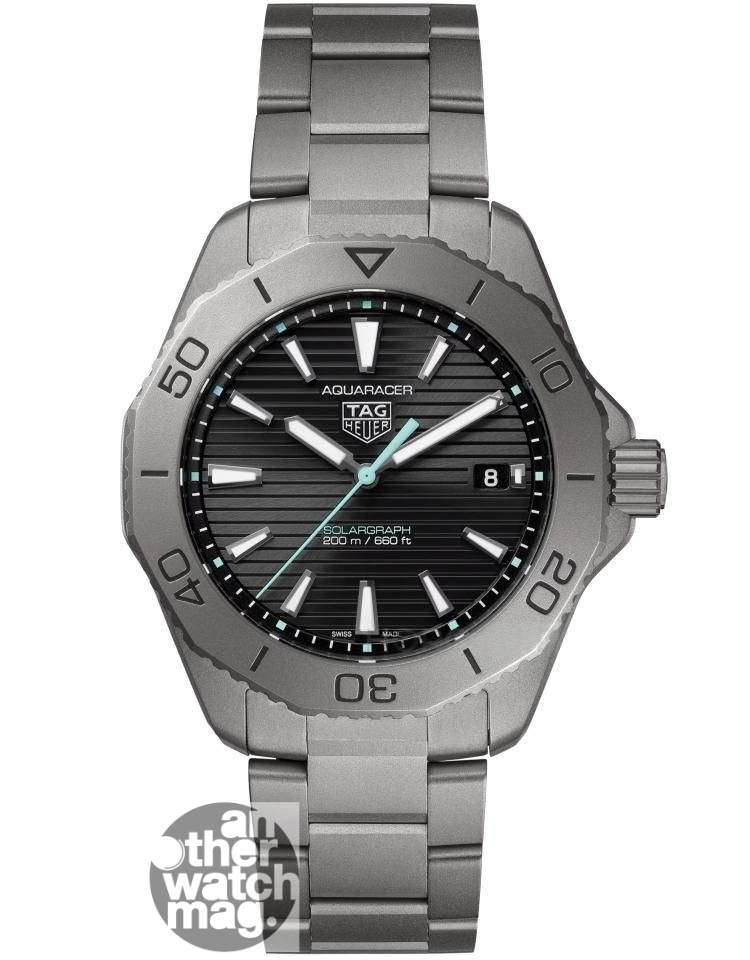 TAG HEUER Aquaracer Professional 200 Solargraph